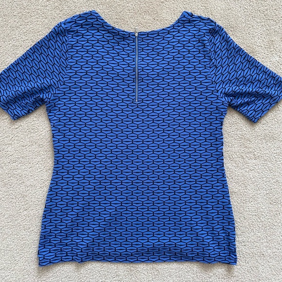 NWOT Banana Republic Geometric Print Top - size XL - Picture 2 of 7